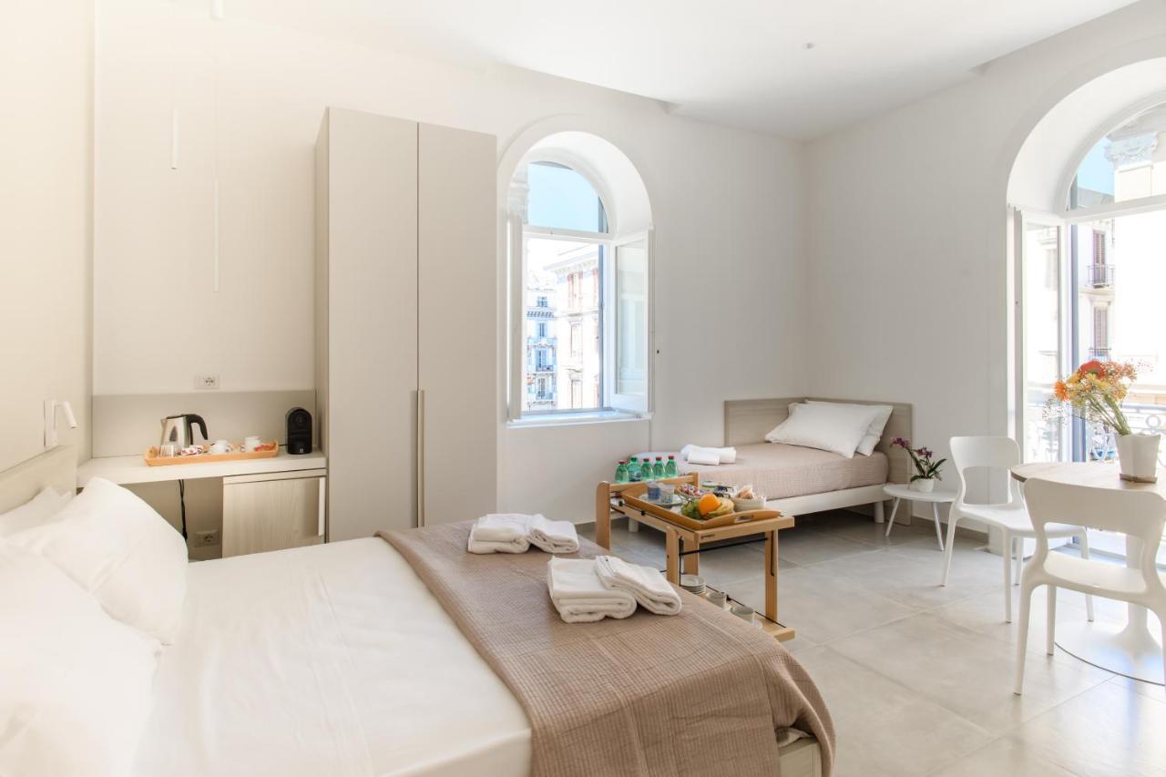 Bed and Breakfast Lux Caracciolo Neapel Exterior foto